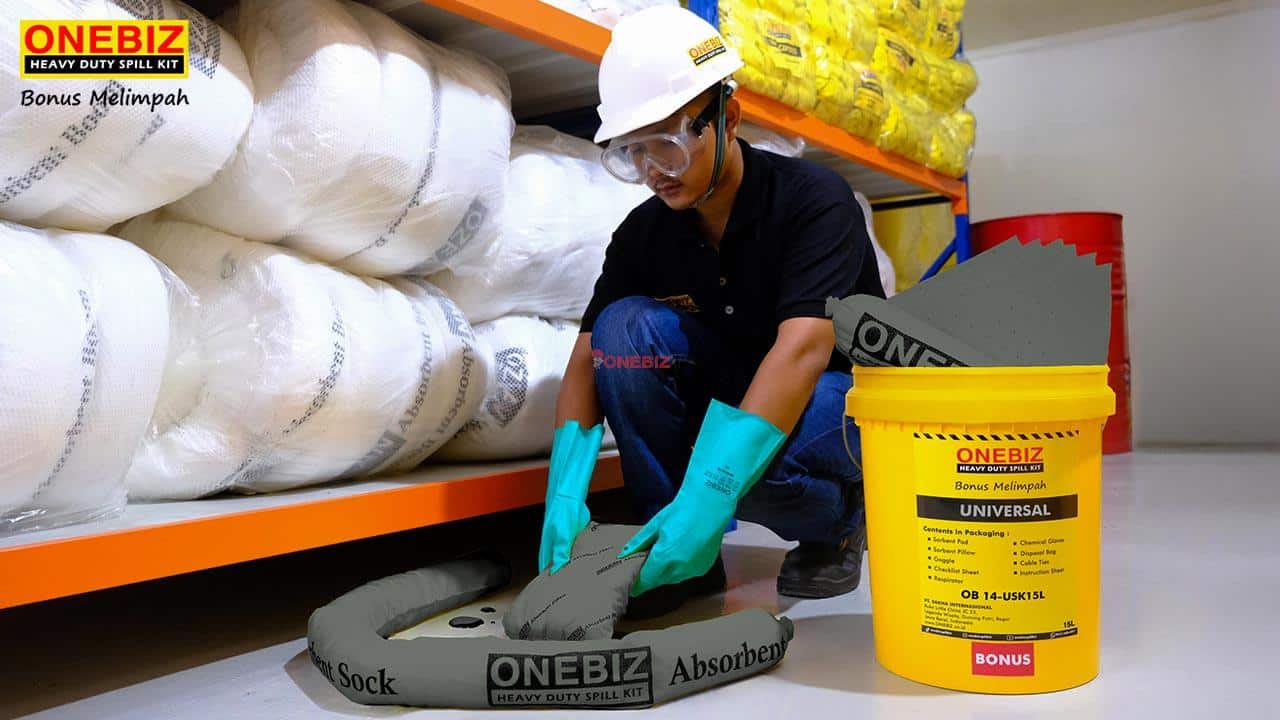 Saat ini ONEBIZ Heavy Duty Spill Kit sangat mudah ditemukan dan didapatkan di pasaran. Untuk informasi detail, penawaran harga, training (Free) silahkan mengakses website berikut ini : Spillkit.id ONEBIZ.co.id Sakha.co.id Sakhadaya.com ONEBIZ.id Anugrahperdana.com Kleen-factory.com Cara Menggunakan Spill Kit